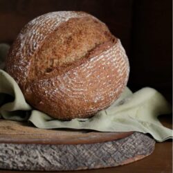 Pão Artesanal De Fermentação Natural - 70% integral - 500g