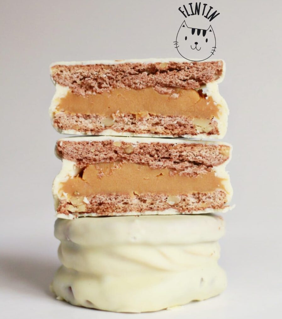 Alfajor de Nozes com Chocolate Branco - unidade